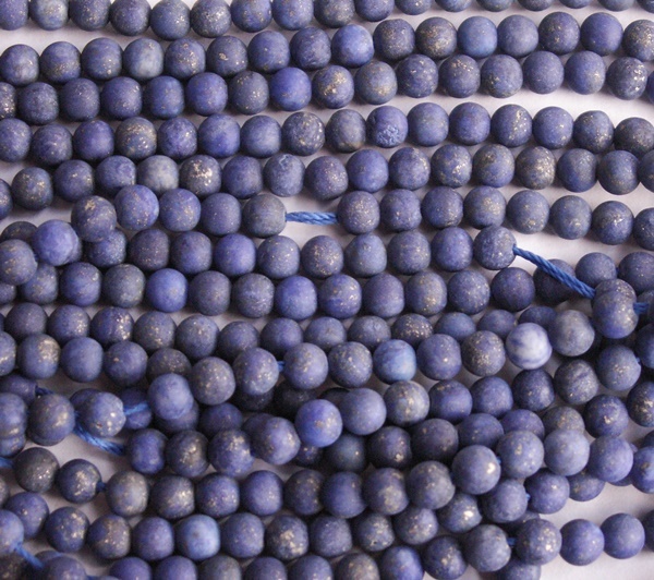 Blaue matte Lapislazuli Perlen